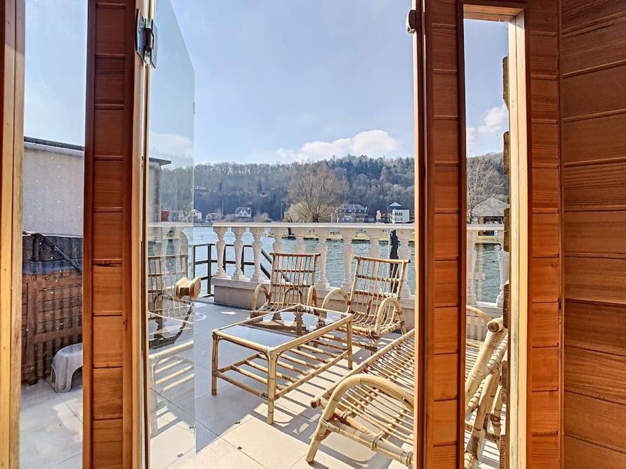 Vue Sur Meuse Avec Jacuzzi Et Sauna Exterieur. Yvoir Exterior photo