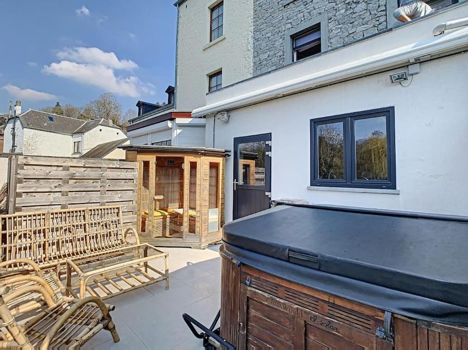 Vue Sur Meuse Avec Jacuzzi Et Sauna Exterieur. Yvoir Exterior photo