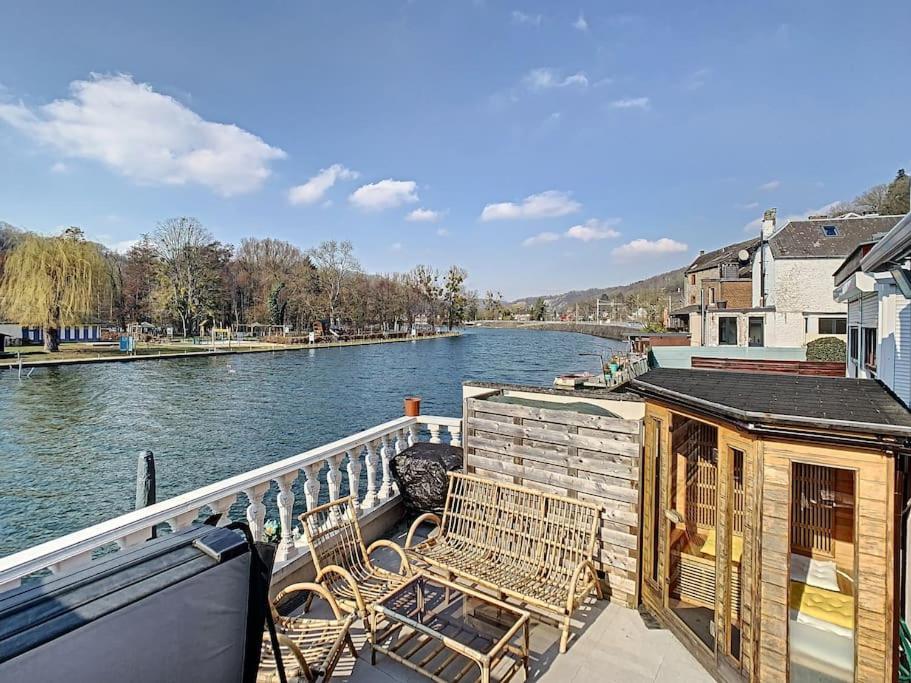 Vue Sur Meuse Avec Jacuzzi Et Sauna Exterieur. Yvoir Exterior photo